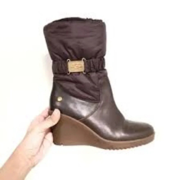 UGG 10  Cassidy 1943 Nylon Leather Wedge Boots Brown - Picture 2 of 13